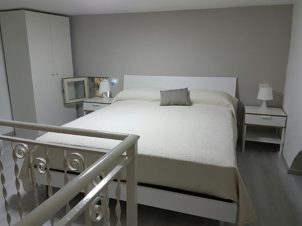 Casa Lucia Bed & Breakfast Napoli Exterior foto